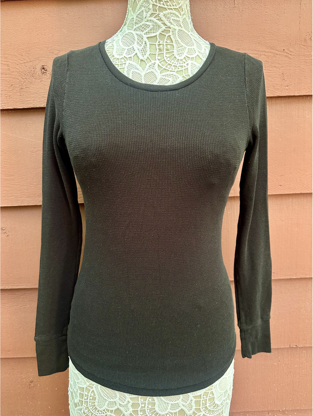 Victoria's Secret PINK Black Thermal Waffle Knit Long Sleeve Shirt Y2K